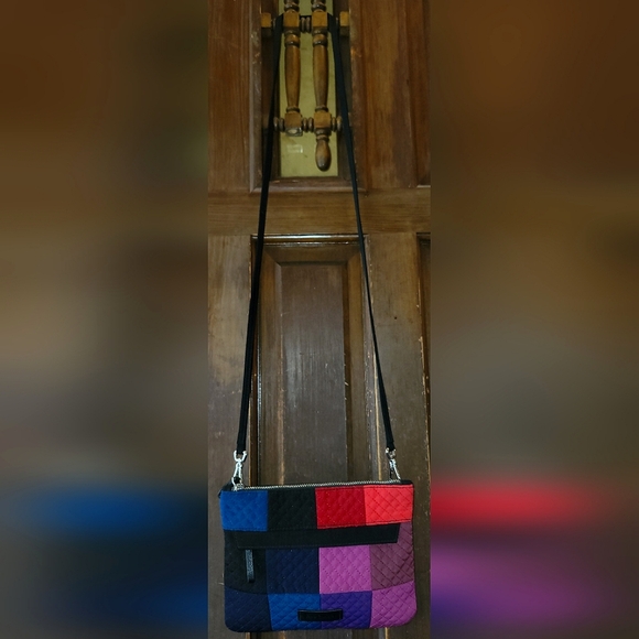 Vera Bradley RFID Blocking Winter Patchwork Pattern Crossbody Bag - Picture 2 of 15